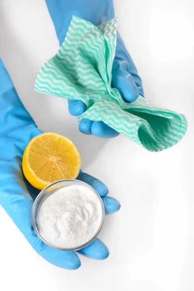 Citron, bicarbonate de soude et chiffons nettoyants — Photo