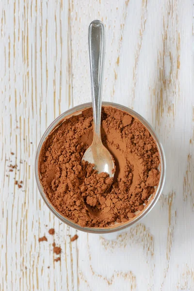 Cacao in polvere con cucchiaio — Foto Stock