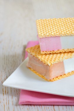 Dondurmalı sandviç.