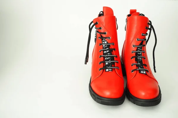 Fashionable womens shoes are red., insulated on a white background. — Stock Photo, Image