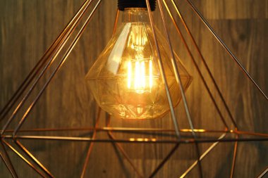 Klasik lamba. Antika dekoratif lamba.