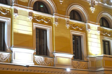 Mimarlık ve sanat. Nizhny Novgorod Akademik Tiyatro Adını Maxim Gorky 'den almıştır..