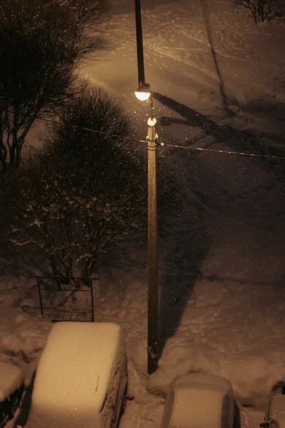 Noche de invierno en el patio . — Foto de Stock