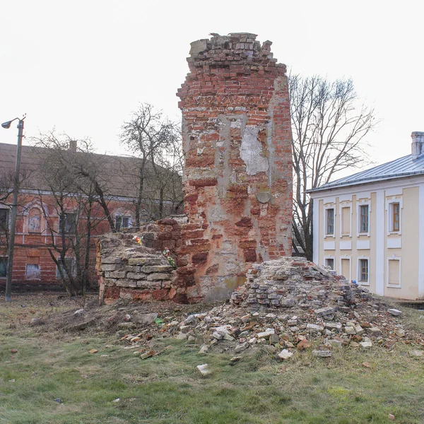 Ősi romok, Novgorod. — Stock Fotó