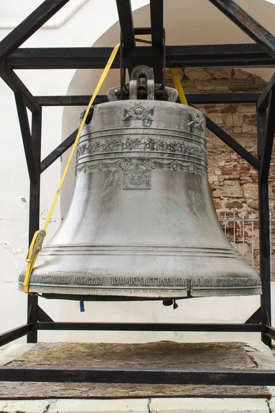 Velký zvon na restaurování. — Stock fotografie