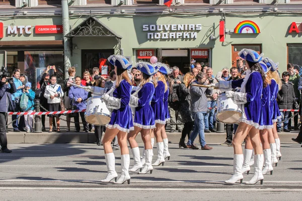 Two rows of young girls drummers. — 스톡 사진