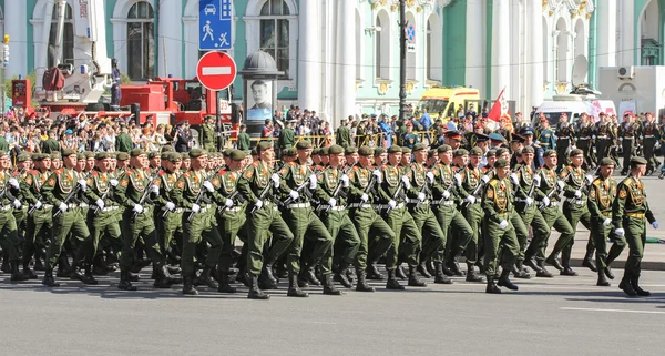 La division de la parade militaire terrestre . — Photo