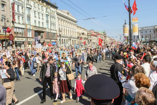 "Onsterfelijk Regiment "in St. Petersburg. — Stockfoto