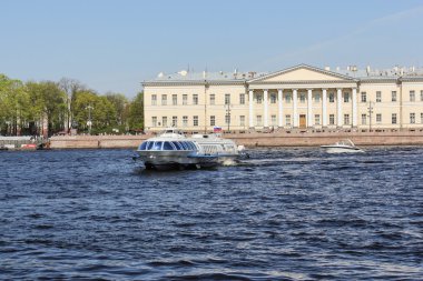 Bilimler Akademisi Binası.
