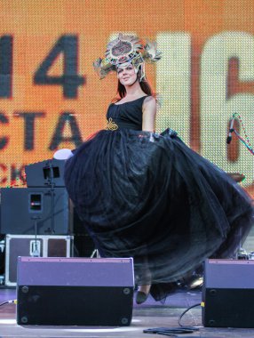 Sahne Alanı'nda model.