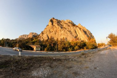 Kırım Güney Yakası Otoyolu, Yalta Sivastopol. Yalta, Kırım - 4 Eylül 2020.