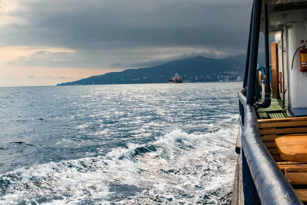 Ταξίδι Πλοίο Από Γιάλτα Στο Gurzuf — Φωτογραφία Αρχείου