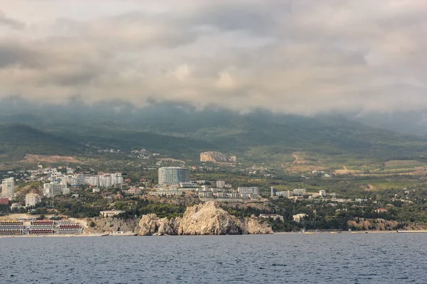 Boat trip from Yalta to Gurzuf.