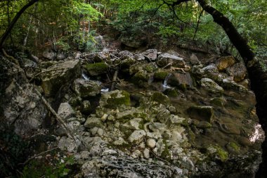 Ai-Peri Dağı 'ndaki Büyük Kırım Kanyonu.
