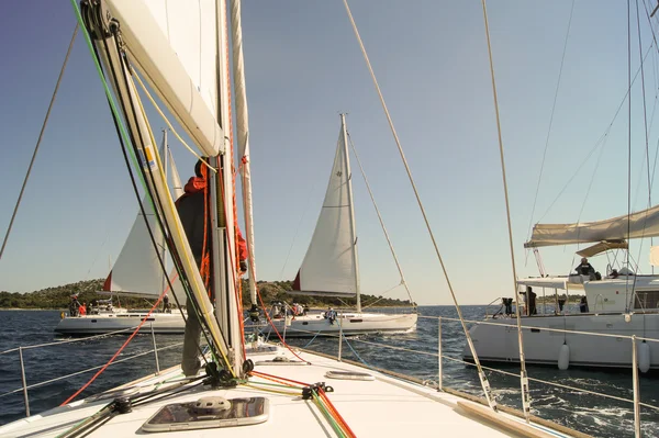 Mast en zeil — Stockfoto