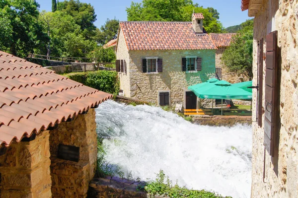 Foam between the houses — Stock Photo, Image