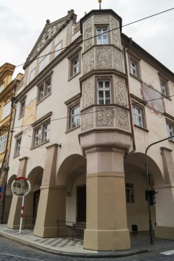 Evin bir köşesinde