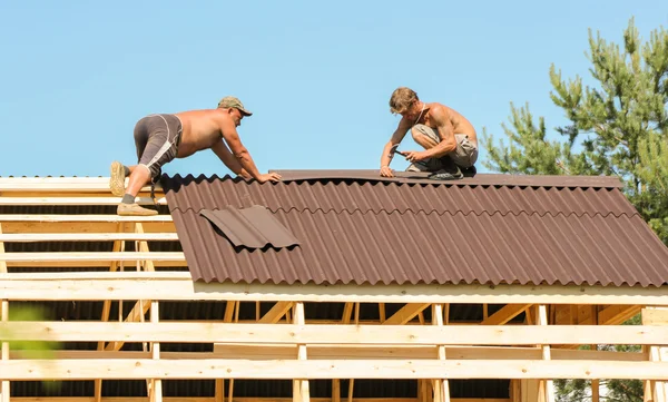 The device on the roof ridge.