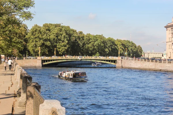 Il ponte sul Fontanka . — Foto Stock