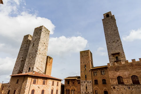San Gimignano är en medeltida stad i Toscana — Stockfoto