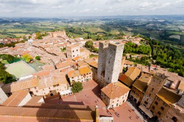 San Gimignano Toskana bölgesindeki ortaçağ bir şehirdir