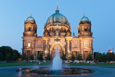 Berlin Cathedral (Almanca: Berliner Dom) bir kilise de Berlin