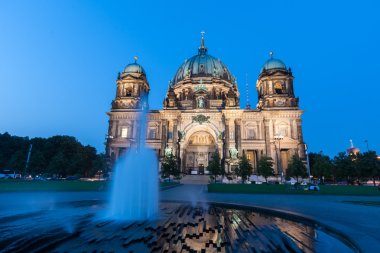 Berlin Cathedral (Almanca: Berliner Dom) bir kilisede Berlin, G