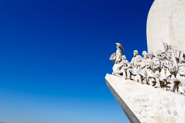 De Monunent aan de ontdekkingen in Lissabon, Portugal — Stockfoto