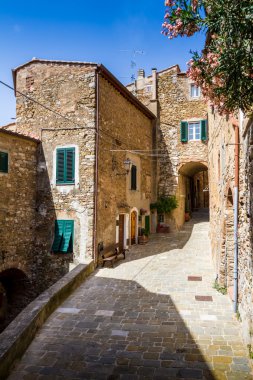 Campiglia Marittima İtalyan RE'deki İtalya'nın (yerleşim yeri) olduğunu