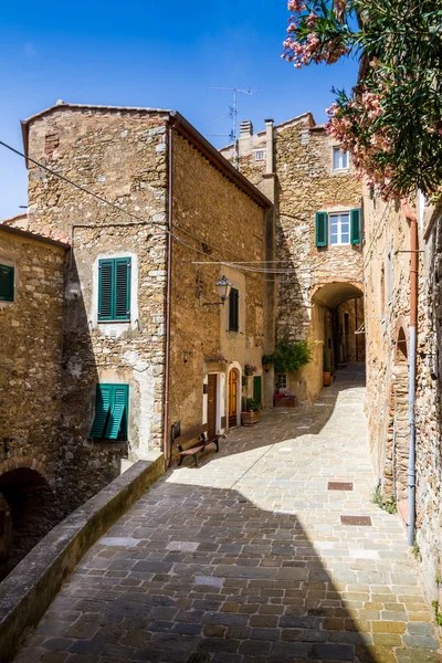 Campiglia Marittima is a comune (municipality) in the Italian re — Stock Photo, Image