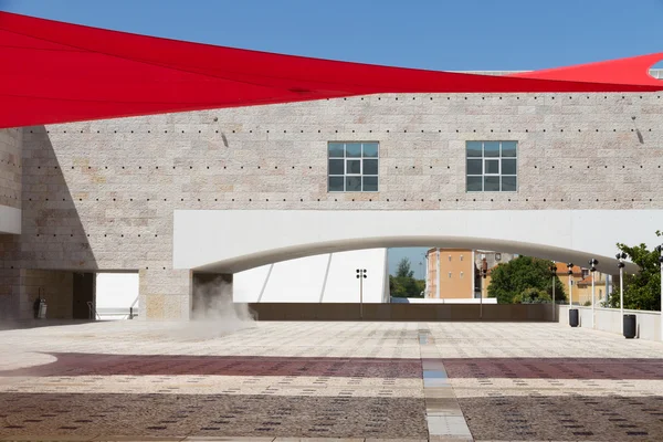 El Museo Colección Berardo es un museo de modernidad y contempo — Foto de Stock