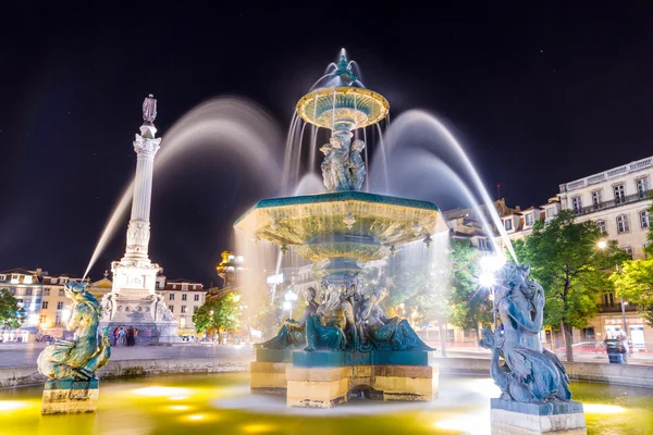 Fuente cuadrada rossio en lisbon — Foto de Stock