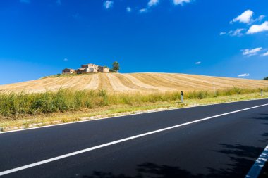 Tepeler ve Toskana alanları