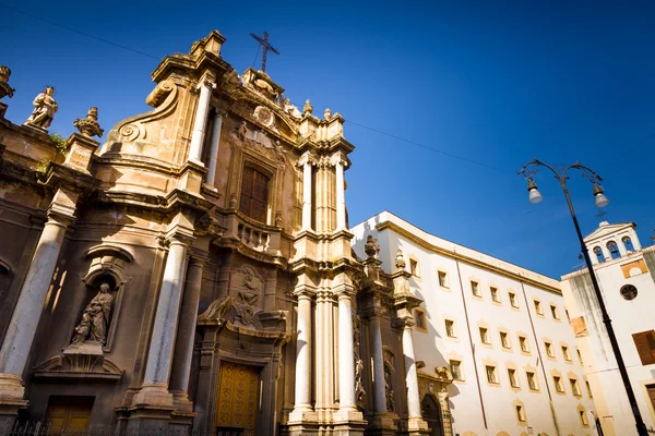 Iglesia barroca en Palermo, Italia — Foto de Stock