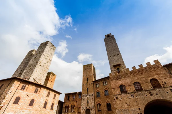 San Gimignano är en medeltida stad i Toscana — Stockfoto