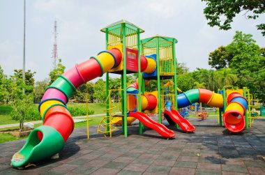 renkli çocuk oyun alanı