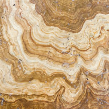 arka plan olarak mermer taş duvar