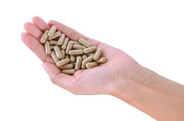 Beyaz arka planda izole edilmiş haplar