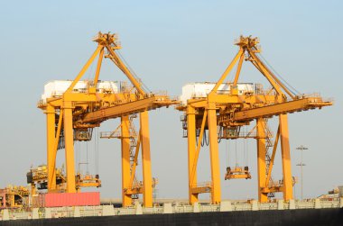 Vinç köprü Tersanesi