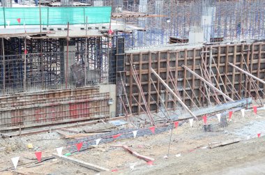 İnşaat alanında iskele