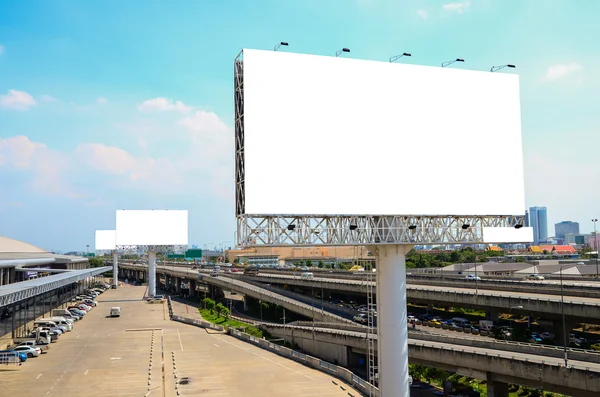 Blank billboard ready for advertisement — Stock Photo, Image