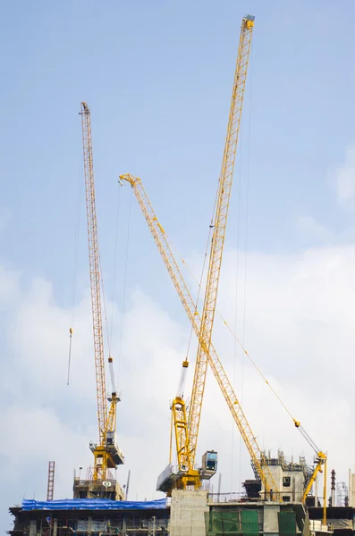 Kran auf Baustelle — Stockfoto