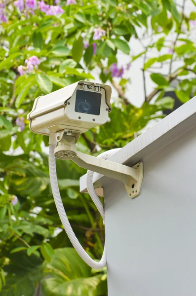 Cámara de seguridad de vigilancia o CCTV — Foto de Stock