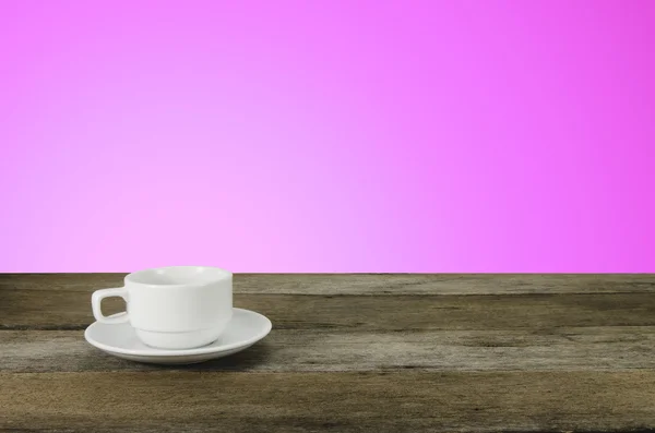 Xícara de café na mesa de madeira — Fotografia de Stock