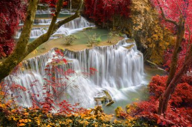 derin orman şelale, huay mae khamin, kanchanaburi, Tayland