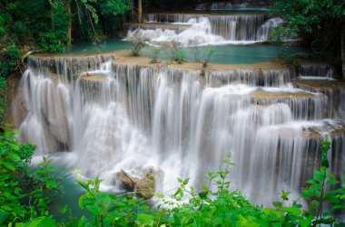 derin orman şelale, huay mae khamin, kanchanaburi, Tayland