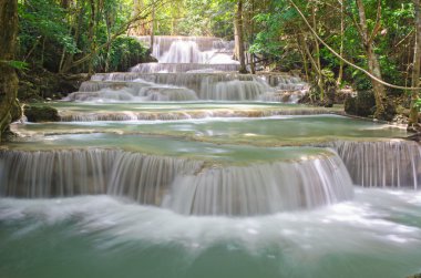 derin orman şelale, huay mae khamin, kanchanaburi, Tayland
