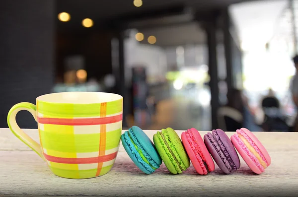 Colorful macarons for break times — Stock Photo, Image