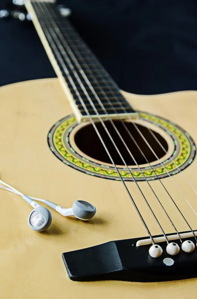 Guitarra acústica — Fotografia de Stock