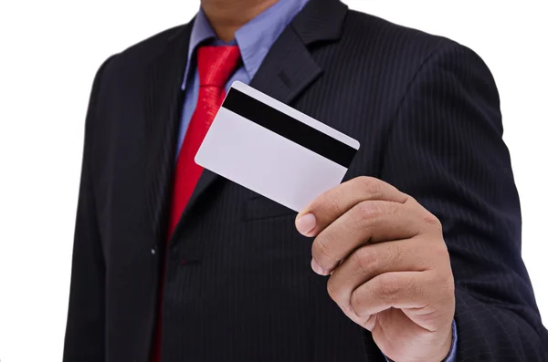 Biznesmen przytrzymanie puste karty inteligentnej na białym tle na biały deseń — Zdjęcie stockowe